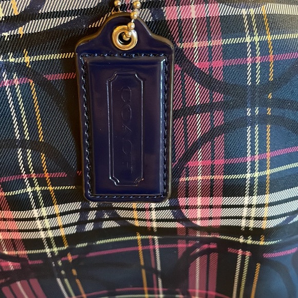 Coach purse - Picture 3 of 6